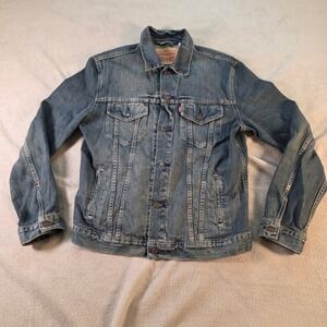 Levi's  Mens Denim Jacket Classic Blue Trucker Style